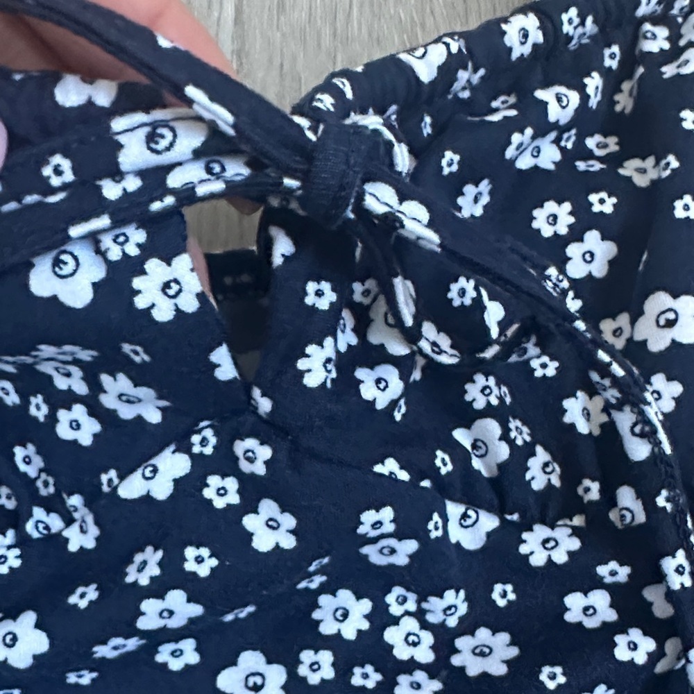 HOLLISTER NWOT Floral Spaghetti Strap Dress size XXS - Picture 3 of 9